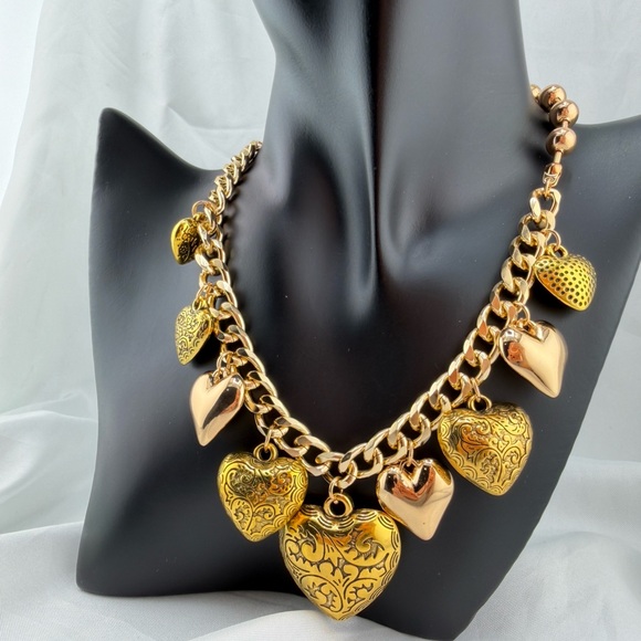 Zara Jewelry - Gold Heart Charm Chain Necklace | Vintage Inspired Statement Jewelry